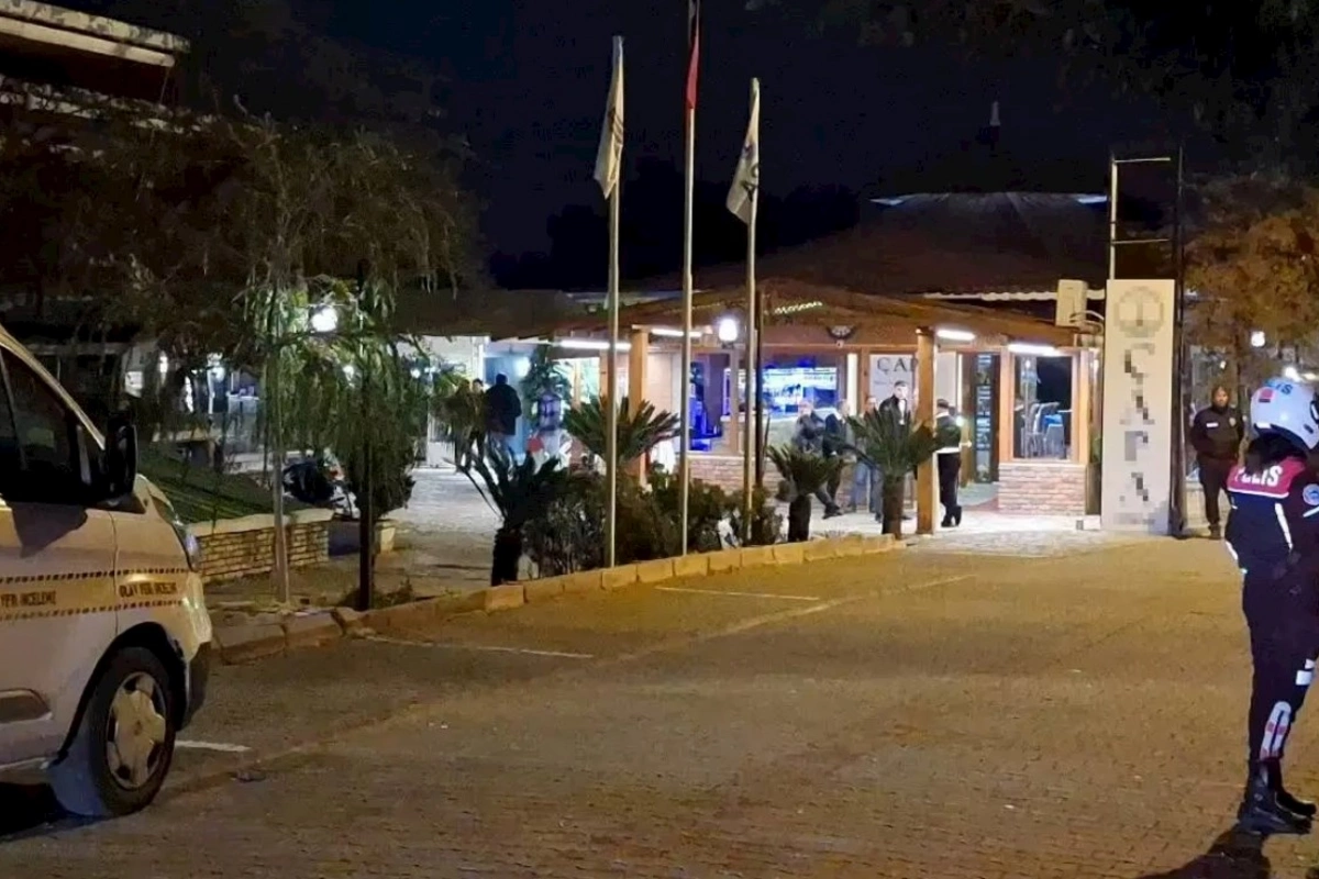 Türkiyədə azərbaycanlılar restoranı atəşə tutdu: Həbs olunanlar var — FOTOLAR