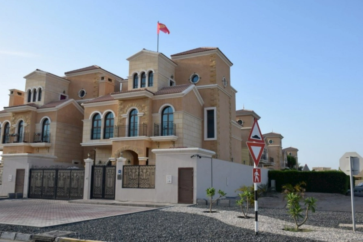 Qırğızıstanın İrandakı səfirliyi fəaliyyətini dayandırıb