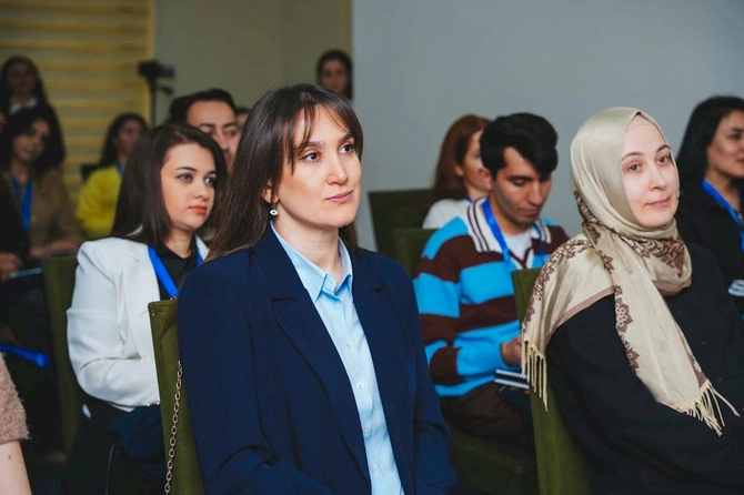 Öyrənmək üçün oyna layihəsinin düşərgə mərhələsi keçirildi — FOTOLAR Öyrənmək üçün oyna layihəsinin düşərgə mərhələsi keçirildi — FOTOLAR