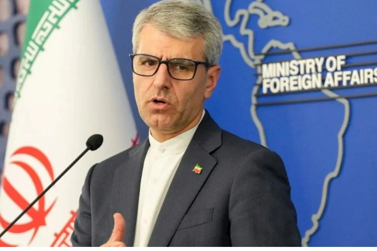 Bəqai: Sanksiyalar iranlıları həyat əhəmiyyətli dərmanlardan məhrum edir