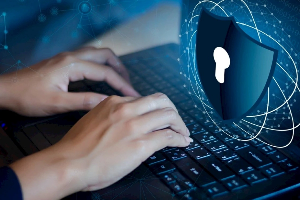 Pulsuz Wi-Fi təhlükəsi: Məlumatlarımızı necə qoruyaq? — VİDEO