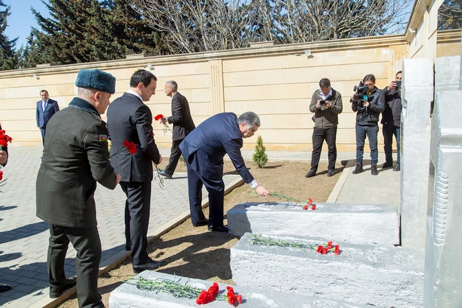 Salyanda 31 Mart-Azərbaycanlıların Soyqırımı Günü dərin hüznlə qeyd olundu — FOTOLAR