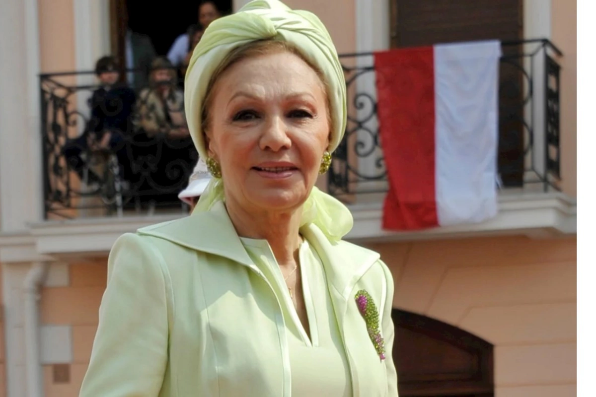 Fərəh Pəhləvi: Əli Xameneinin zərərsizləşdirilməsi tarixi əhəmiyyətli hadisədir