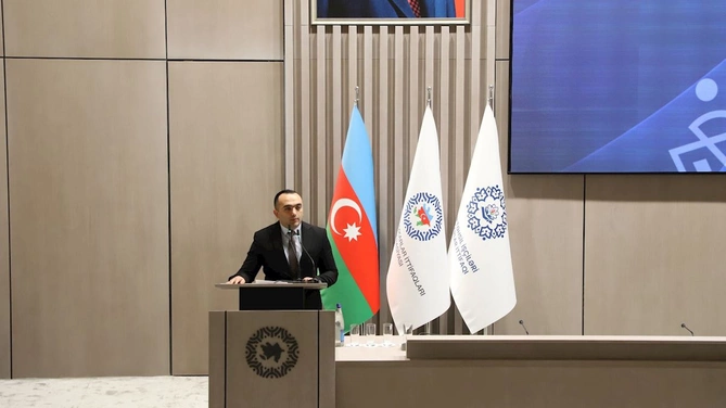 250 tələbəyə “Həmkarla İttifaqı Təqaüdü” təqdim olundu — FOTOLAR