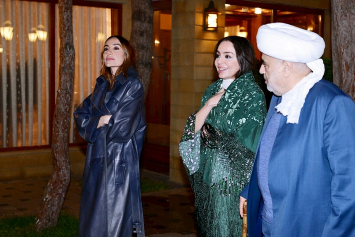 Prezidentin qızları iftar mərasimində — FOTOLAR