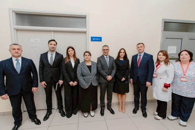 Leyla Əliyeva Bakıdakı Uşaq Klinik Xəstəxanasında — FOTOLAR