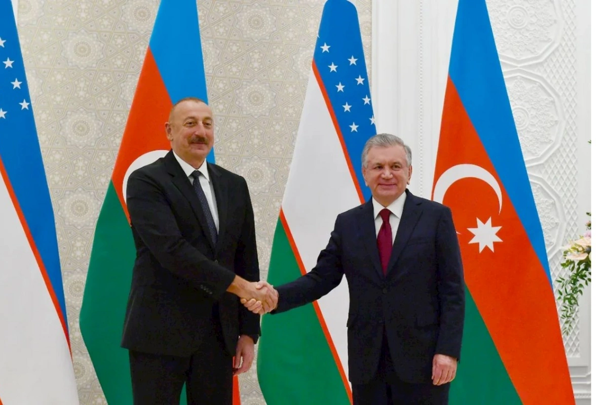 Mirziyoyev İlham Əliyevə zəng edib, İranın Azərbaycana hücumunu qınayıb