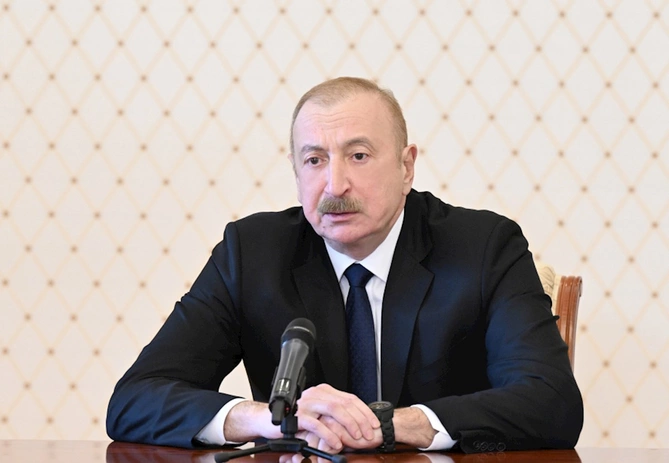 Prezident Təhlükəsizlik Şurasının iclasını keçirdi — FOTOLAR Prezident Təhlükəsizlik Şurasının iclasını keçirdi — FOTOLAR