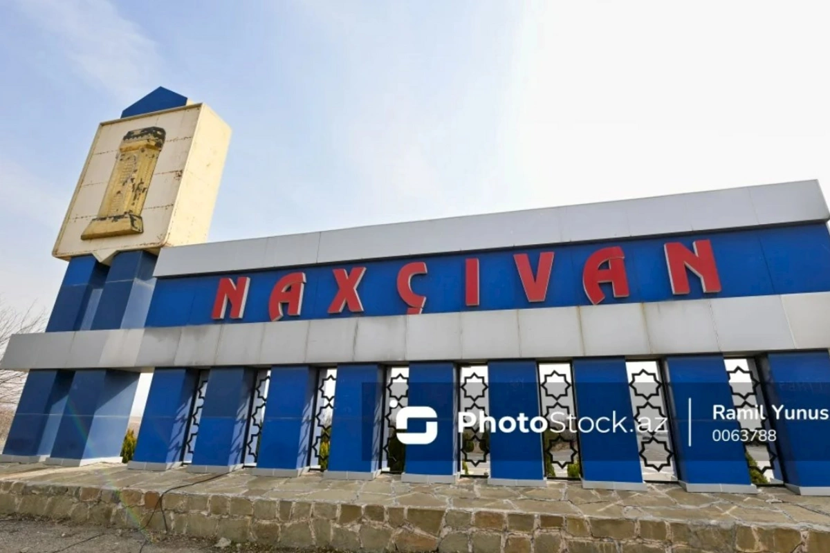 Naxçıvan aeoroportunun yaxınlığındakı məktəblərdə müəllimlər və şagirdlər təxliyə ediliblər — RƏSMİ