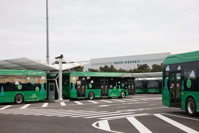 Xəzər rayonunda “Albalılıq elektrik avtobus deposu” istifadəyə verildi — FOTOLAR Xəzər rayonunda “Albalılıq elektrik avtobus deposu” istifadəyə verildi — FOTOLAR