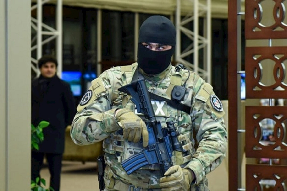 İran vətəndaşı Səngəçaldakı körpünün altına partlayıcı qurğunu yerləşdirəcək şəxsə 50 min ABŞ dolları vəd edib
