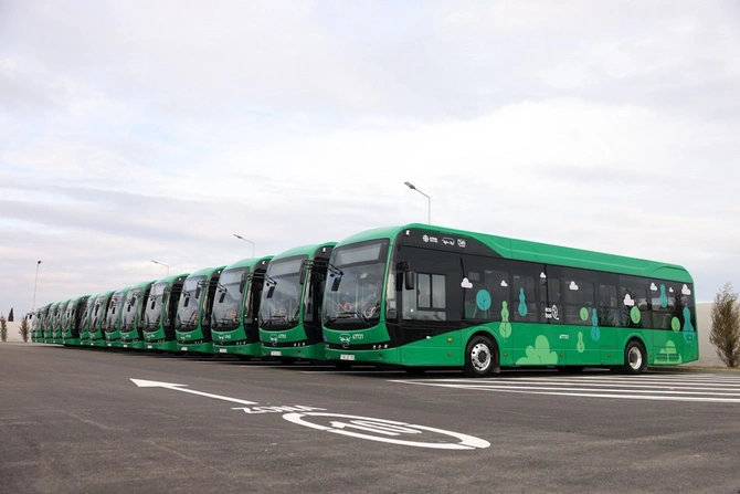 Xəzər rayonunda “Albalılıq elektrik avtobus deposu” istifadəyə verildi — FOTOLAR Xəzər rayonunda “Albalılıq elektrik avtobus deposu” istifadəyə verildi — FOTOLAR