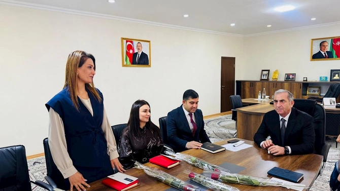 Hacıqabul Rayon İcra Hakimiyyətində 8 Mart — Beynəlxalq Qadınlar Günü münasibətilə görüş keçirildi (FOTOLAR)