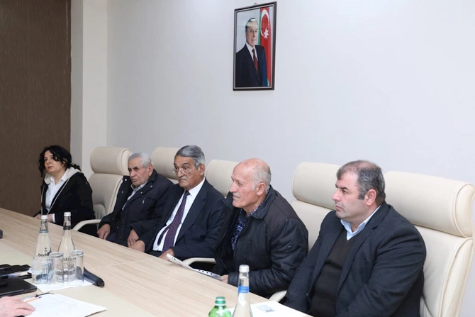 Azəriqaz İB-nin baş direktoru Lənkəranda vətəndaş qəbulu keçirib — FOTOLAR Azəriqaz İB-nin baş direktoru Lənkəranda vətəndaş qəbulu keçirib — FOTOLAR
