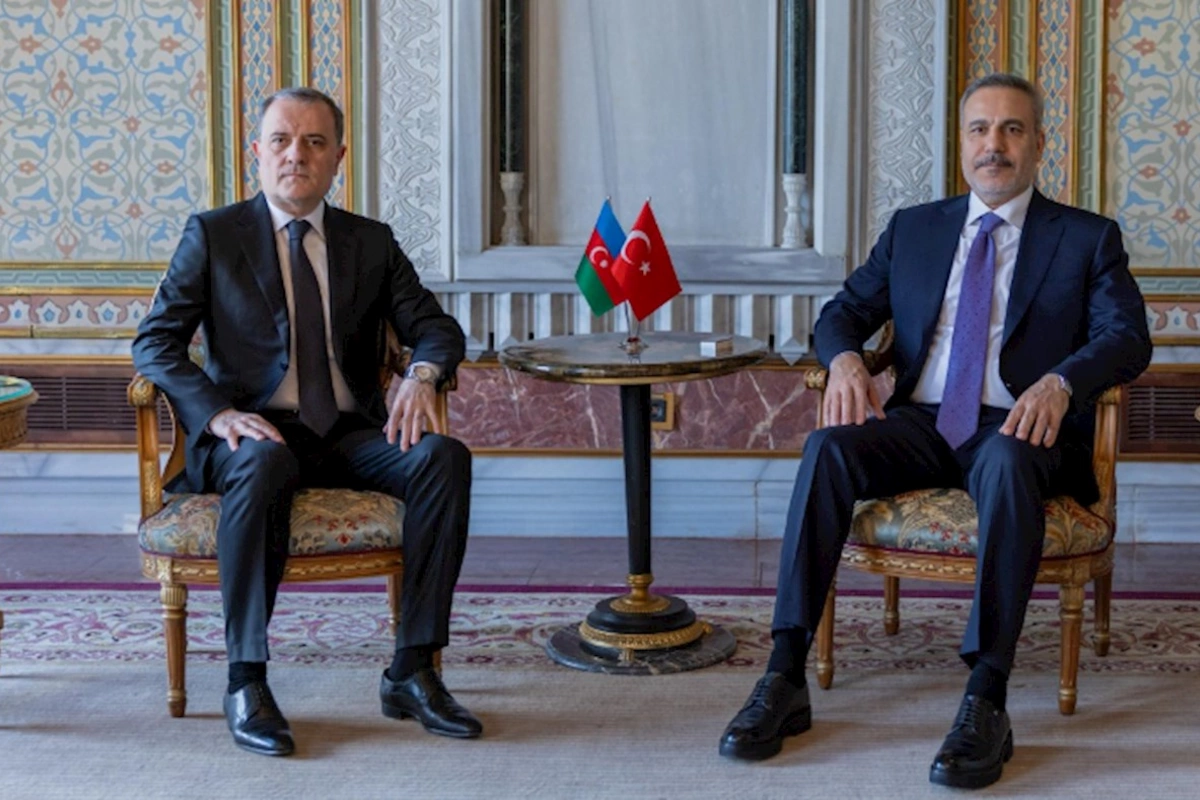 Azərbaycan və Türkiyə XİN rəhbərləri görüşdü