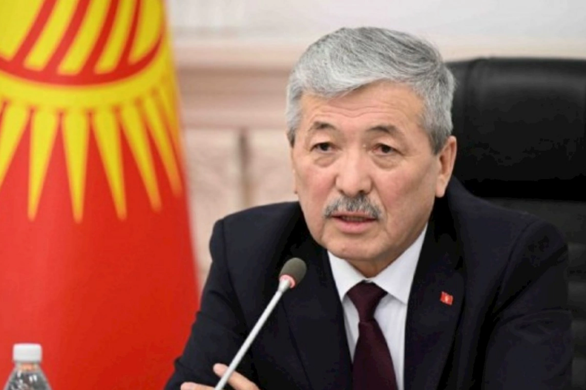 Qırğızıstanın Baş naziri Azərbaycana gəldi