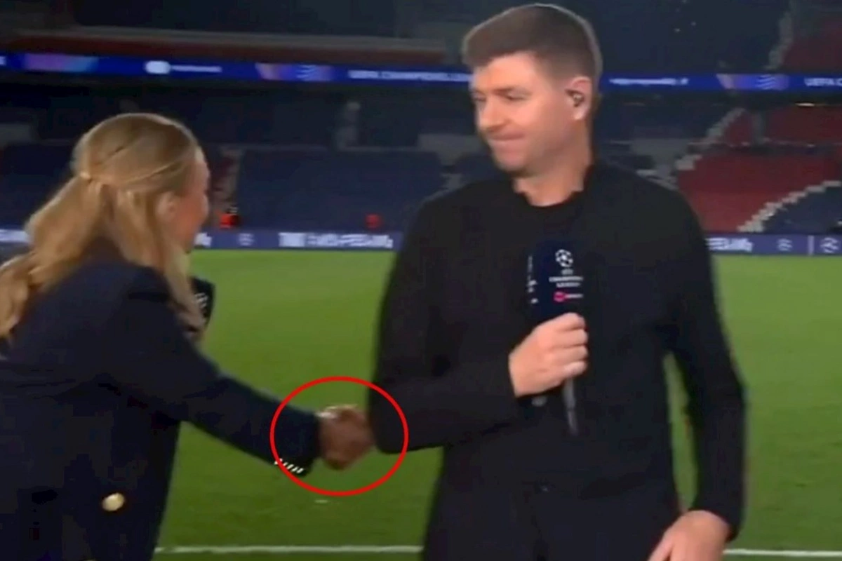 Ulduz futbolçunun qadın müxbirlə görüşməsi gündəm oldu — FOTOLAR
