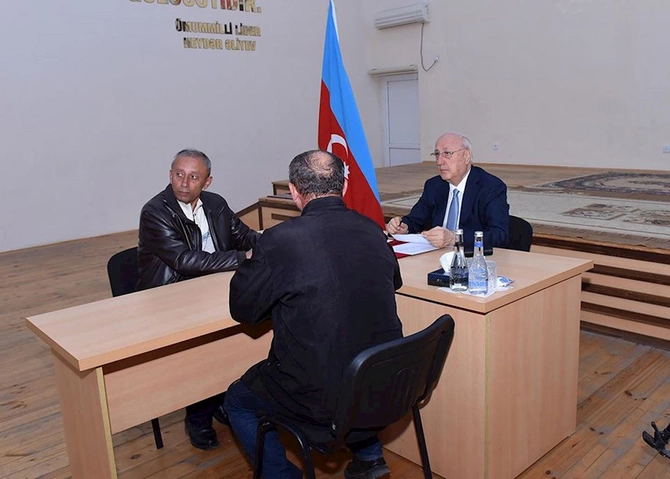 Zakir Fərəcov növbəti səyyar qəbul keçirdi — FOTOLAR