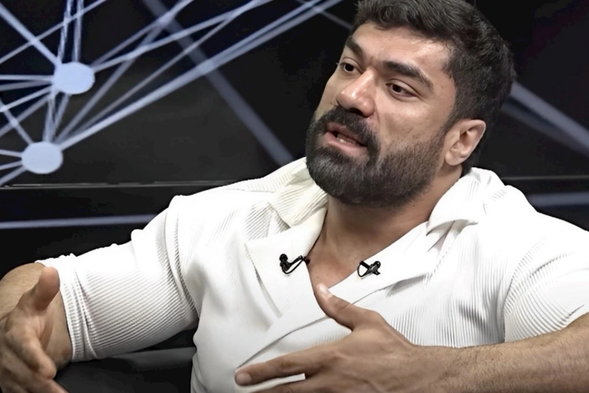 Tacir Şahmalıoğlu və Cabbar Musayevə bahalı maşın nömrələri verəcəyəm