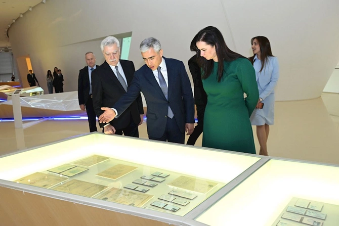 İnqa Ruqiniene Heydər Əliyev Mərkəzində olub — FOTOLAR