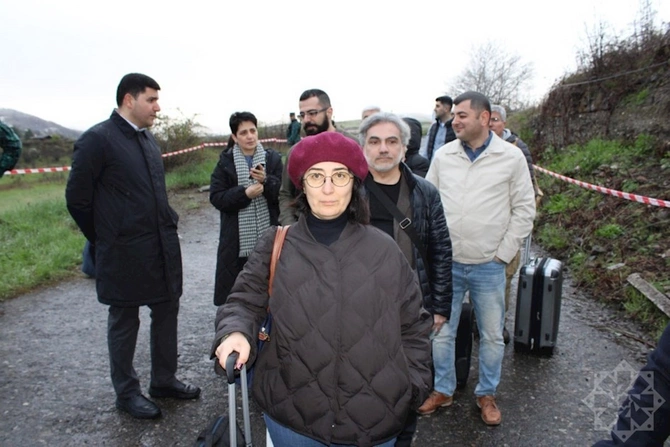 Ermənilər Bakıya gəldi — FOTOLAR