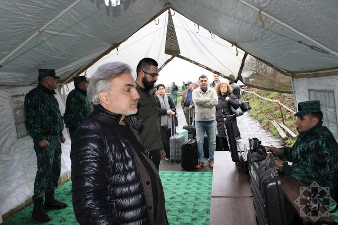 Ermənilər Bakıya gəldi — FOTOLAR