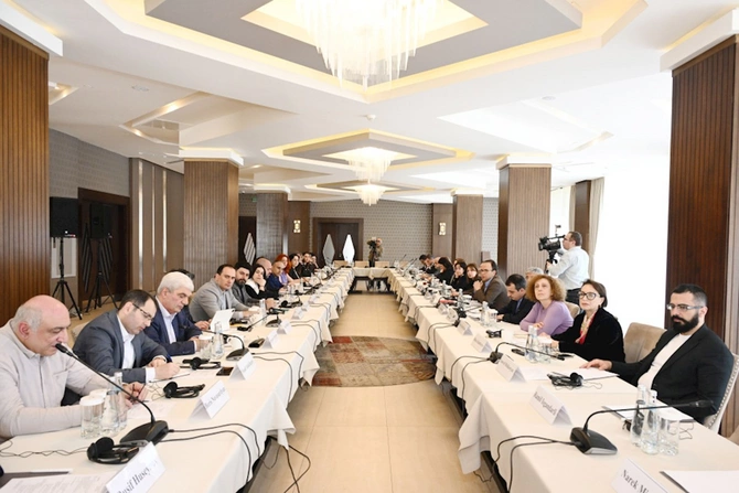 Qəbələdə “Sülh Körpüsü” təşəbbüsü çərçivəsində növbəti görüş keçirilib — FOTOLAR Qəbələdə “Sülh Körpüsü” təşəbbüsü çərçivəsində növbəti görüş keçirilib — FOTOLAR