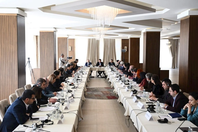 Hikmət Hacıyev: “Azərbaycan sülh gündəliyinə sadiqdir” — FOTOLAR