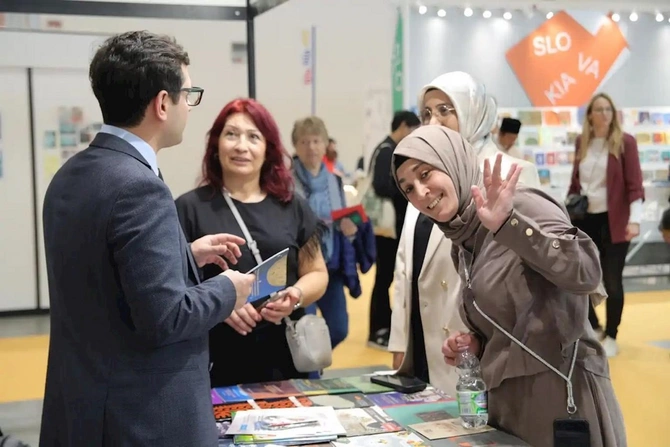Azərbaycan Boloniya Beynəlxalq Uşaq Kitab Sərgisində təmsil olunur — FOTOLAR