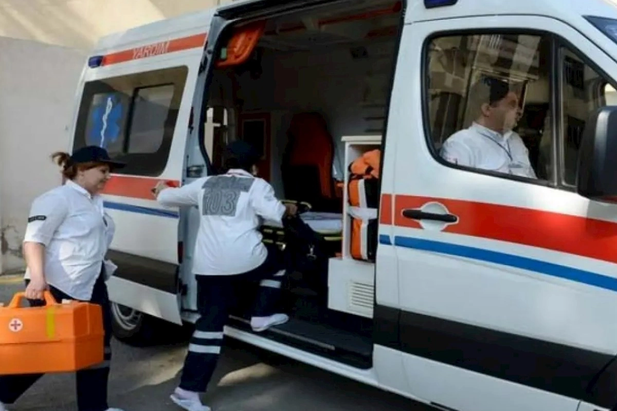 Bakıda binada partlayış — Ölən var