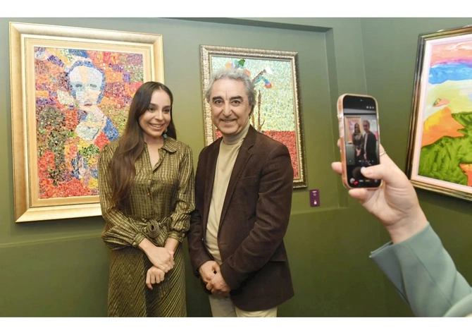 Milli Xalça Muzeyində Yaddaşa həkk olunan təsvir adlı fərdi sərgi açıldı — FOTOLAR Milli Xalça Muzeyində Yaddaşa həkk olunan təsvir adlı fərdi sərgi açıldı — FOTOLAR