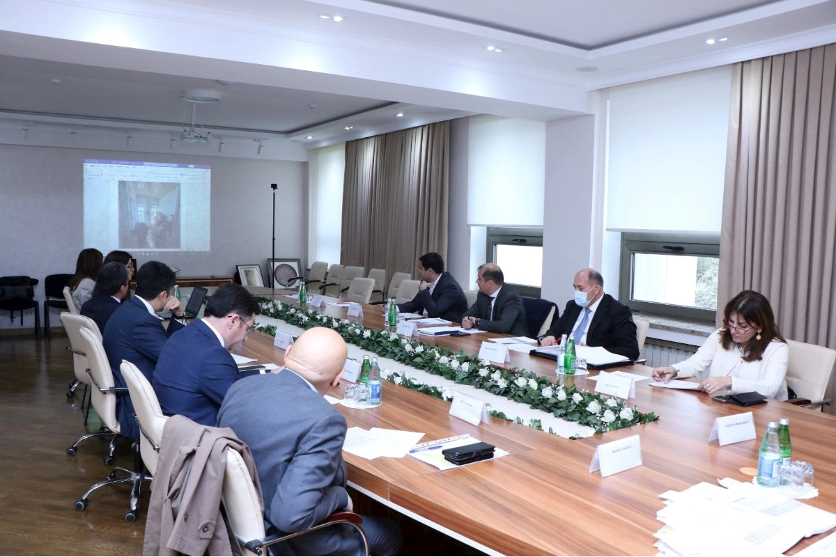 Ekspert Şurasının iclası keçirilib — FOTOLAR