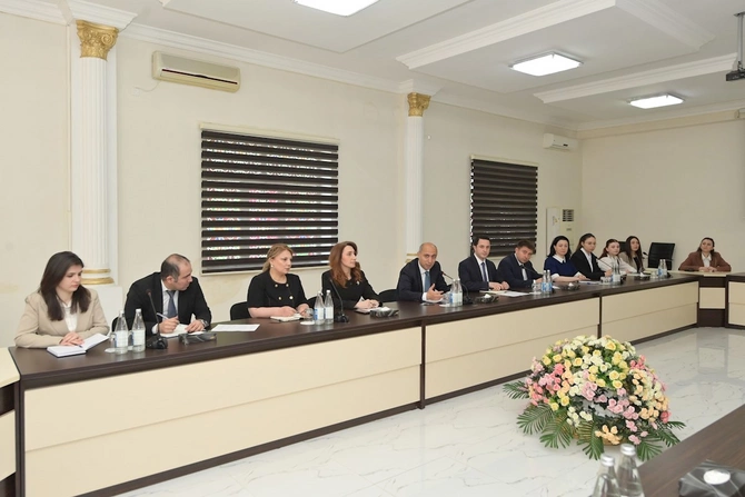Emin Əmrullayev Quba-Xaçmaz regionu üzrə bir qrup təhsil işçisi ilə görüşlər keçirib — FOTOLAR