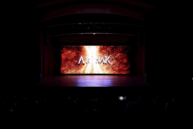 Heydər Əliyev Mərkəzində “Akinak” tammatejlı bədii filminin premyerası keçirilib — FOTOLAR Heydər Əliyev Mərkəzində “Akinak” tammatejlı bədii filminin premyerası keçirilib — FOTOLAR
