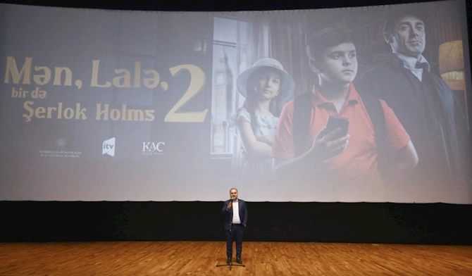 “Mən, Lalə, bir də Şerlok Holms 2” filminin ikinci mövsümü ictimaiyyətə təqdim olundu — FOTOLAR “Mən, Lalə, bir də Şerlok Holms 2” filminin ikinci mövsümü ictimaiyyətə təqdim olundu — FOTOLAR
