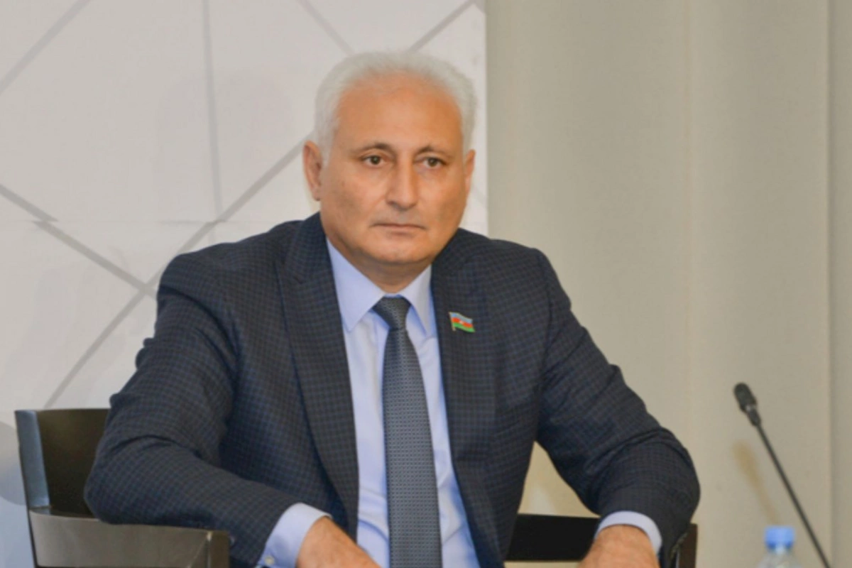 Prezident deputatla bağlı sərəncam imzaladı