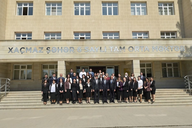 Emin Əmrullayev Xaçmazda tədris prosesi ilə tanış oldu — FOTOLAR Emin Əmrullayev Xaçmazda tədris prosesi ilə tanış oldu — FOTOLAR