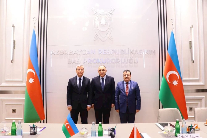Kamran Əliyev Türkiyə Ali Məhkəməsinin nümayəndələri ilə görüşdü — FOTOLAR