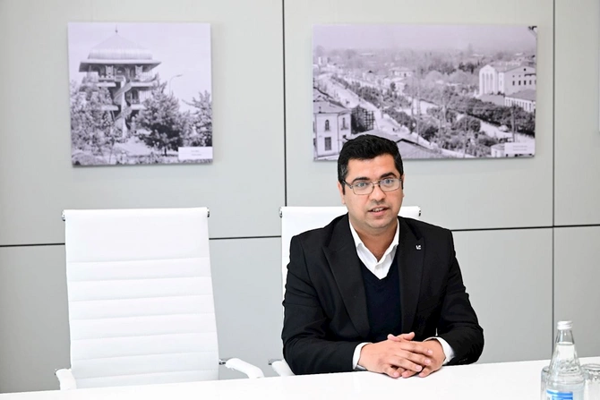 Mədəniyyət naziri Adil Kərimli Ağdamda vətəndaşların müraciətlərini dinləyib — FOTOLAR Mədəniyyət naziri Adil Kərimli Ağdamda vətəndaşların müraciətlərini dinləyib — FOTOLAR