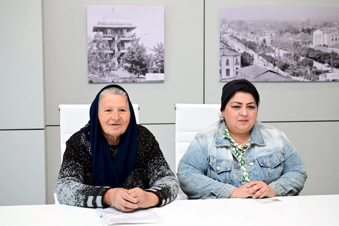 Mədəniyyət naziri Adil Kərimli Ağdamda vətəndaşların müraciətlərini dinləyib — FOTOLAR Mədəniyyət naziri Adil Kərimli Ağdamda vətəndaşların müraciətlərini dinləyib — FOTOLAR