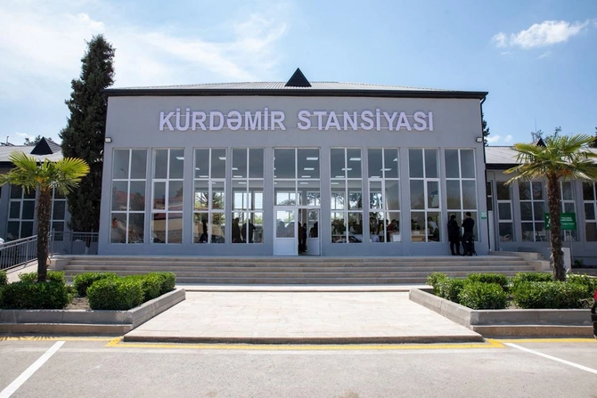 Qatarlar artıq Kürdəmirdə də dayanır — 1 saat tez Qatarlar artıq Kürdəmirdə də dayanır — 1 saat tez