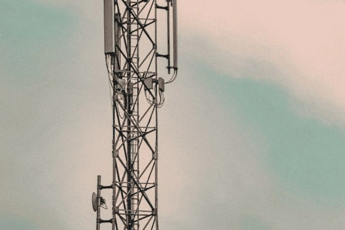 “Qiyamət günü” radiosu yeni siqnal yayıb