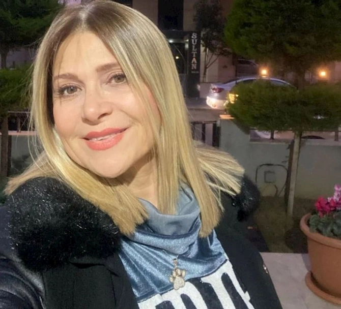 Çocuklar duymasının Əminəsi dəyişimi ilə təəccübləndirir — FOTOLAR Çocuklar duymasının Əminəsi dəyişimi ilə təəccübləndirir — FOTOLAR