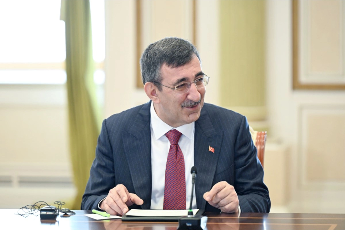 Cevdet Yılmaz TDT-yə üzv dövlətləri COP31-ə dəvət edib