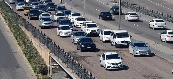 Bakı-Sumqayıt yolunda kilometrlərlə uzanan SIXLIQ — FOTOLAR