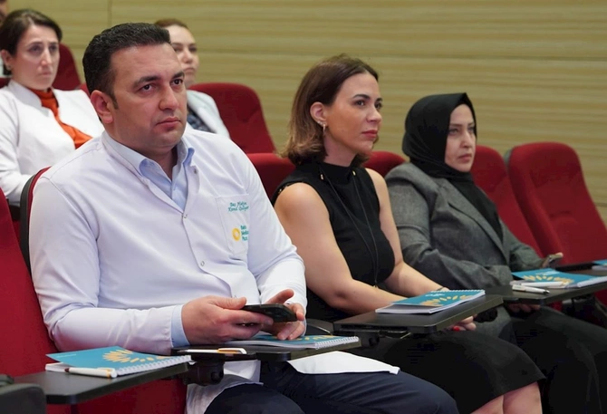 Baku Medical Plaza-da tibbi turizmin inkişafına yönəlmiş InfoTour & Networking tədbiri keçirildi — FOTOLAR