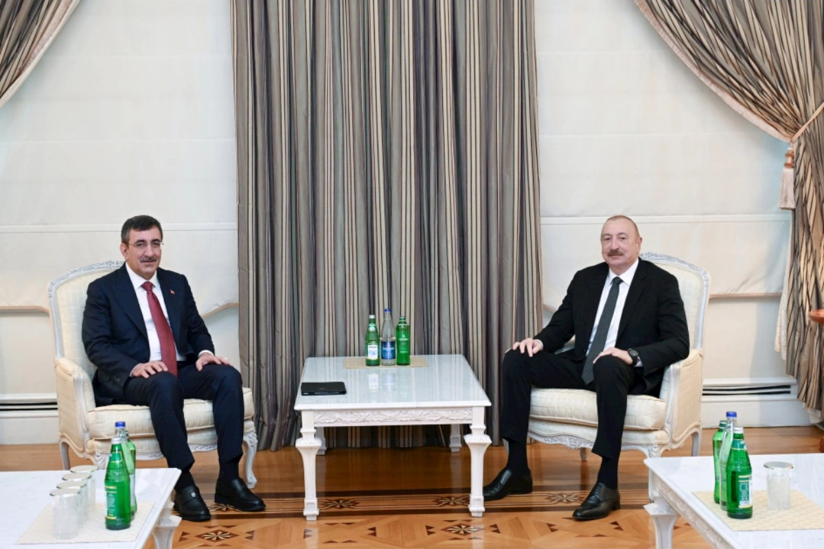 İlham Əliyev Cevdet Yılmazı qəbul etdi — FOTOLAR