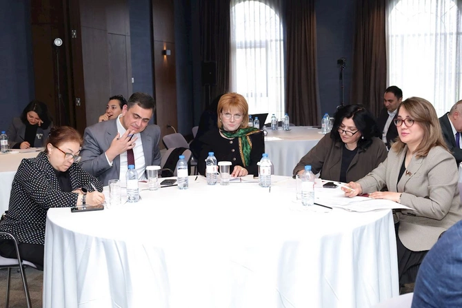 Ali təhsil müəssisələrinin prorektorları üçün I təlim proqramı yekunlaşdı — FOTOLAR