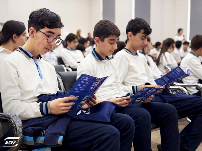 ADY Xırdalan şagirdlərinə təhlükəsiz hərəkət mövzusunda təlim keçdi — FOTOLAR