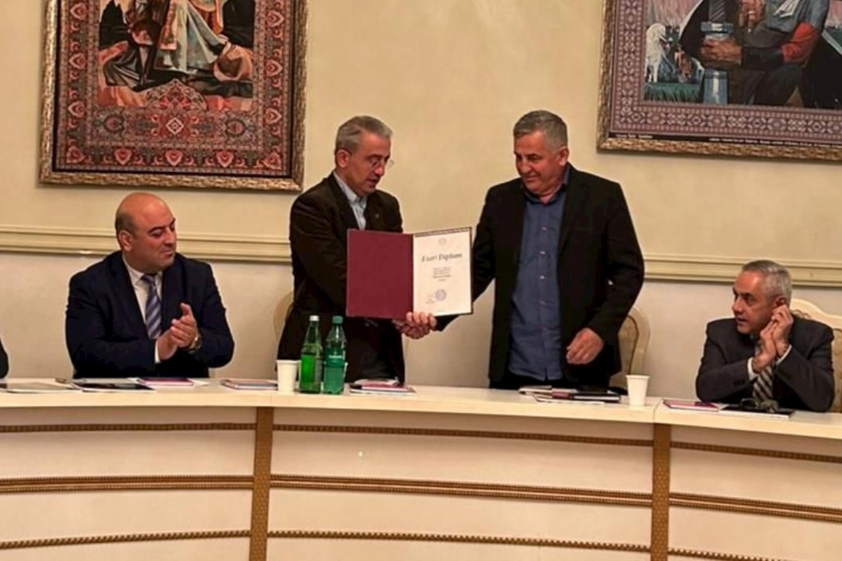 Yazıçı-publisist Emil Nəsirlinin yeni kitabının təqdimatı keçirilib — FOTOLAR